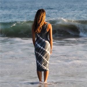Buttery Soft & Breathable Tie Dye Blue Mid Calf Dress Small